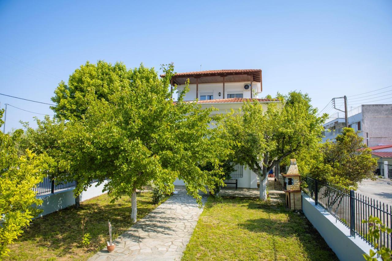 Ellie'S House Villa Nea Plagia Exterior photo